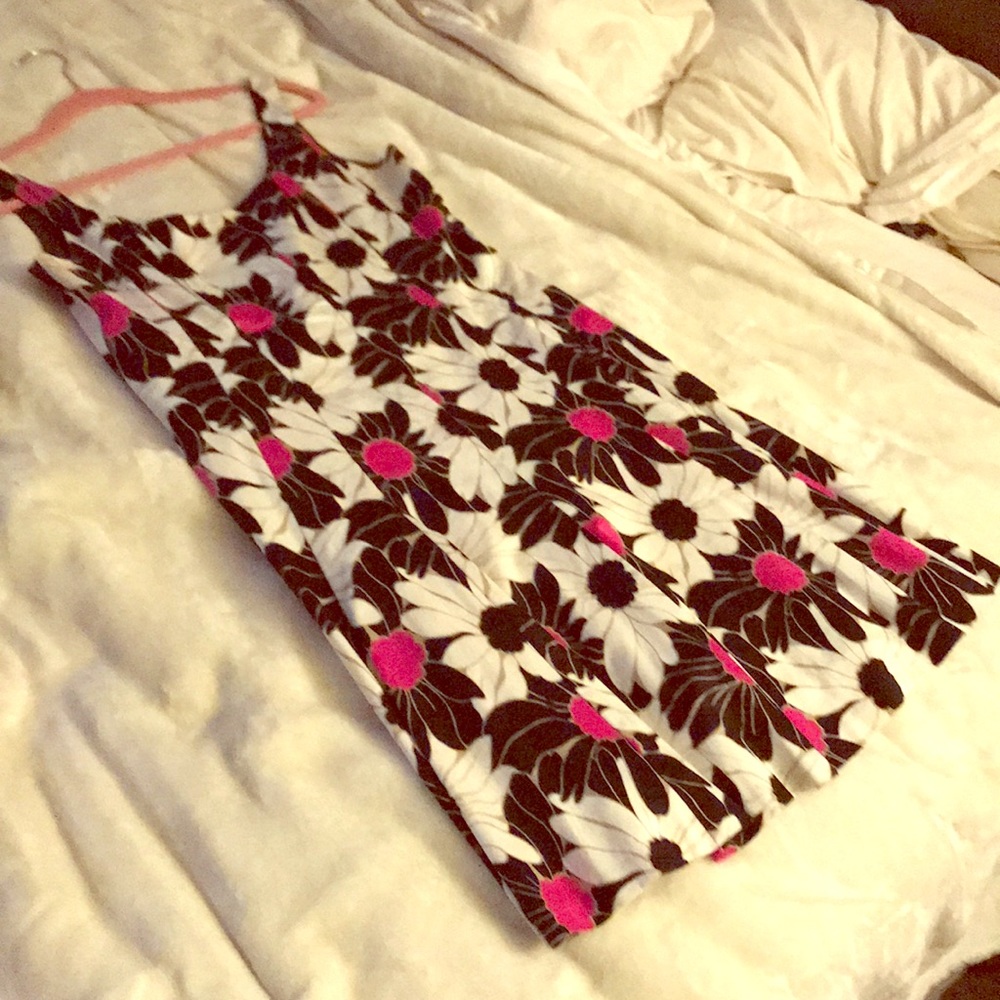 Black white pink large poppies spring dress ribbed